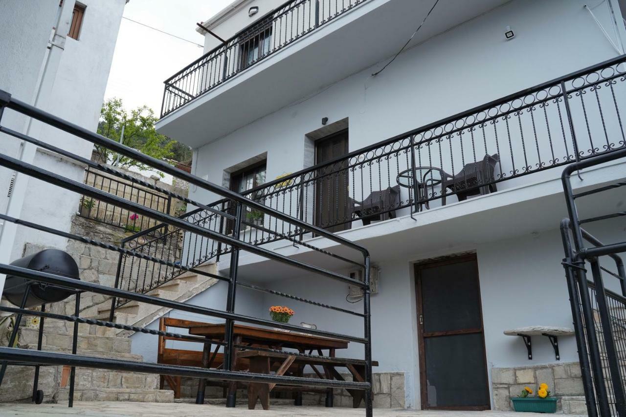 Ingreen Apartment Potamia  エクステリア 写真