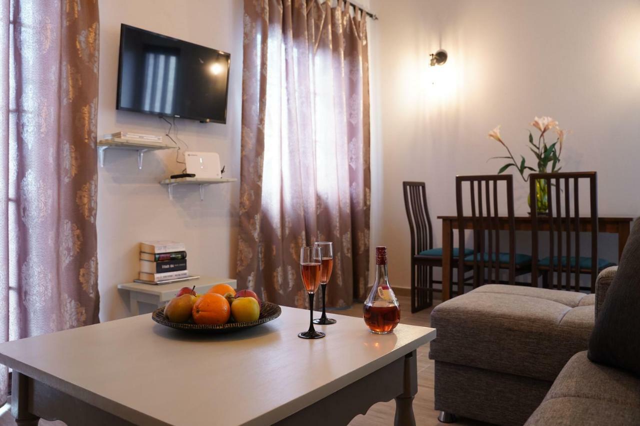 Ingreen Apartment Potamia  エクステリア 写真