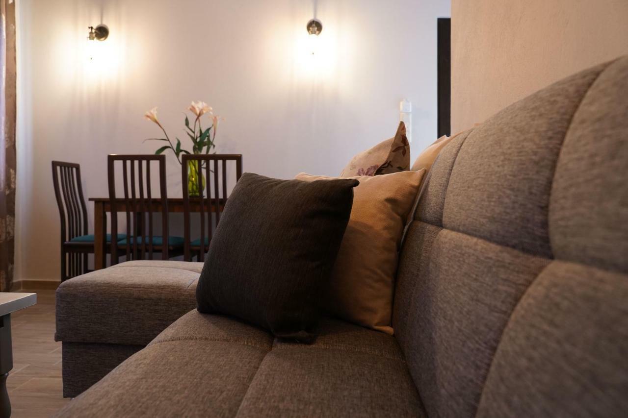 Ingreen Apartment Potamia  エクステリア 写真