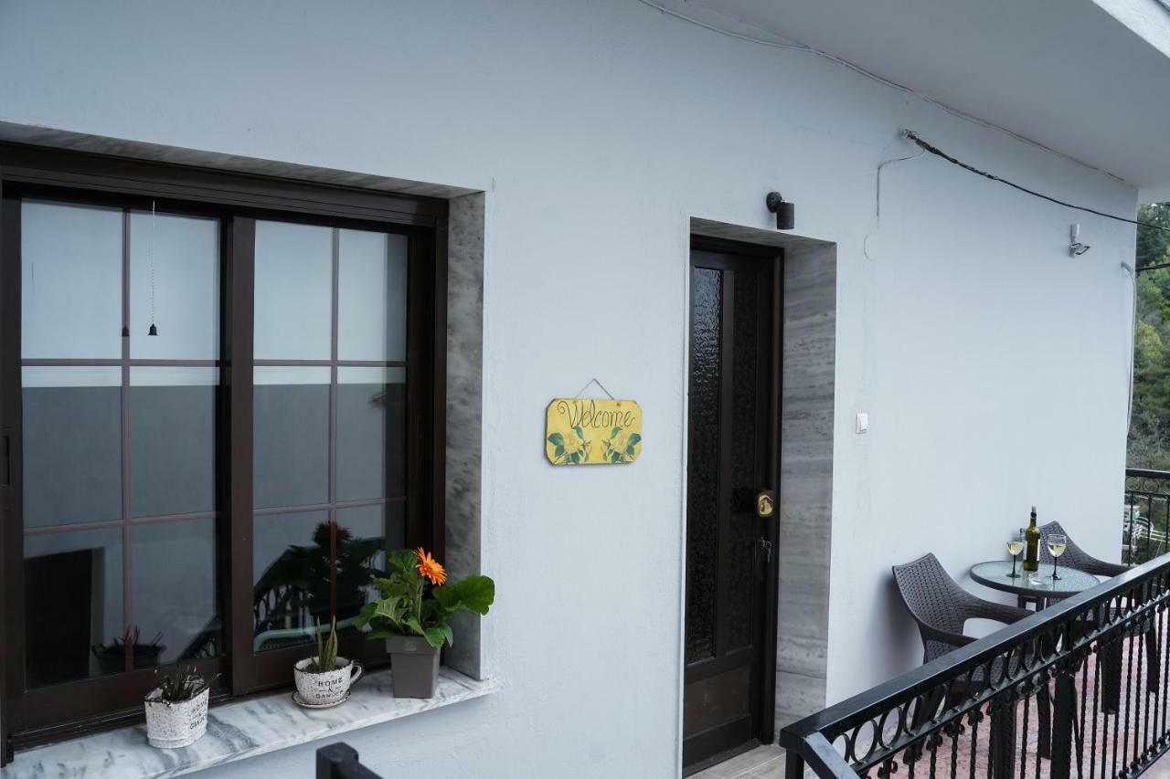 Ingreen Apartment Potamia  エクステリア 写真