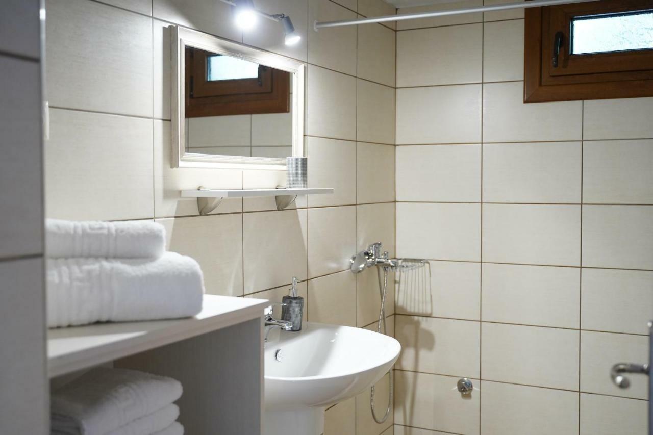 Ingreen Apartment Potamia  エクステリア 写真